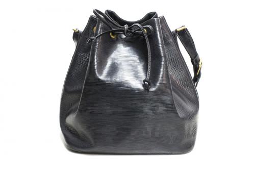 LOUIS VUITTON 　のルイ ヴィトン　