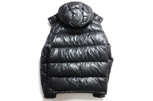 モンクレールのK2ダウンジャケット