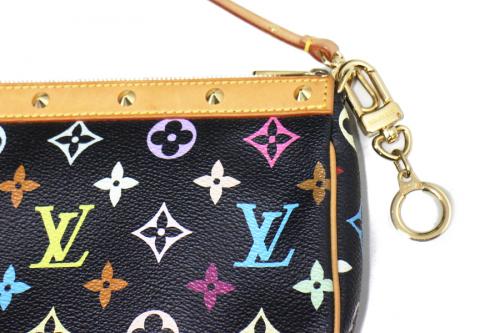 ルイ ヴィトン　のポシェットアクセソワール（アノクレ付） ブラック M92648 CA0014