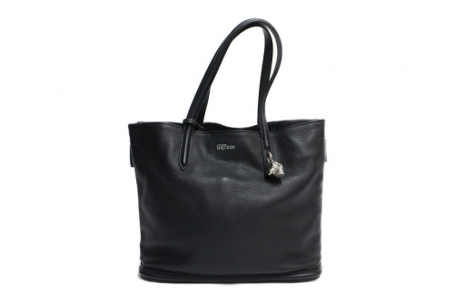 ラグジュアリーブランドのalexander mcqueen