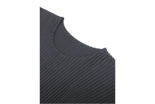 オム プリッセ イッセイ ミヤケのプリーツカットソー　