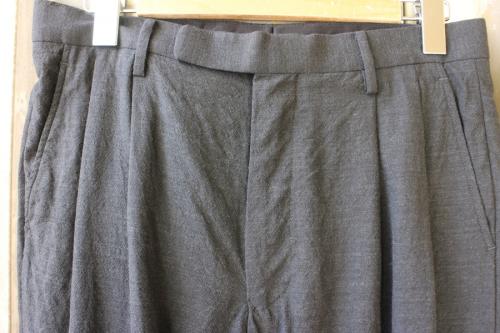 コモリのウール２タックパンツ