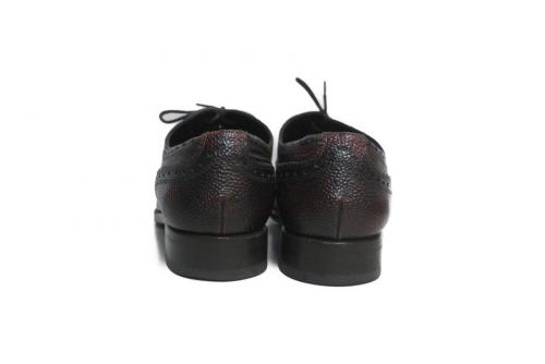 ディースクエアードのウイングチップシューズ