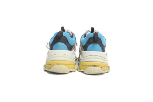 バレンシアガのCAPSULE TRIPLE S
