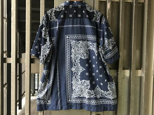 アシンメトリーバンダナシャツのメンズ