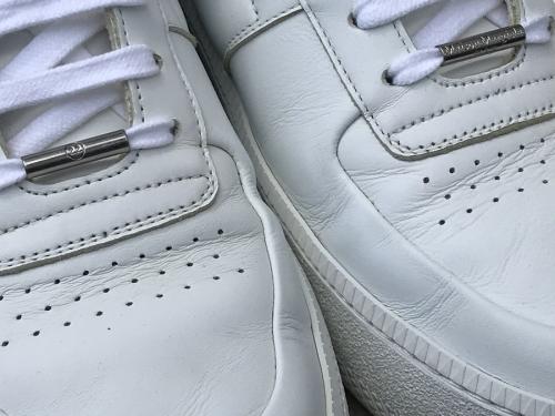 メゾンマルジェラの22 SUB LOW スニーカー