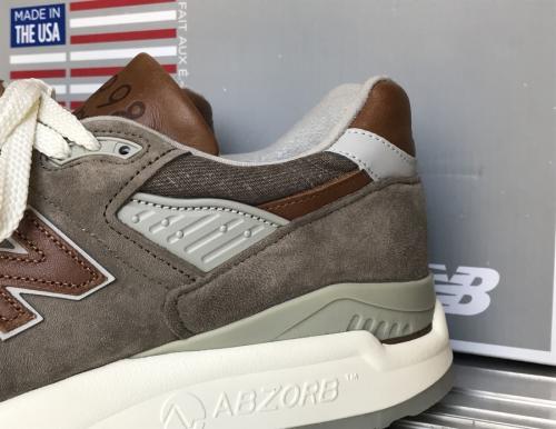 NEW BALANCEのニューバランス