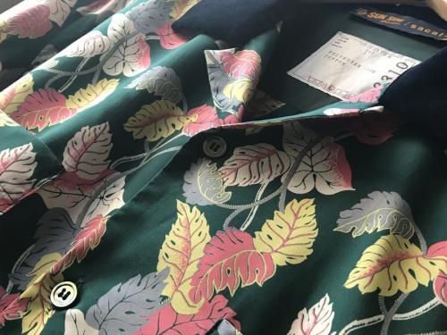 サカイのアロハシャツ