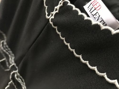 フロントリボンノースリーブワンピースのレディース