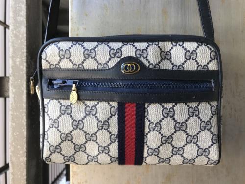 グッチのショルダーバッグ