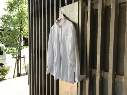 ウエストドロストブラウスのsacai