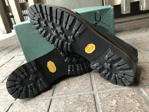 オールデンのUチップシューズ