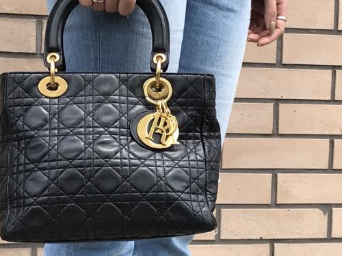 レディディオールのハンドバッグ
