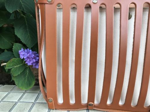 ハンドバッグのRIGHE