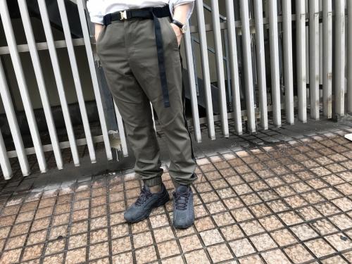 サカイのSUITING PANTS