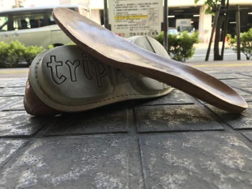 レースアップシューズのPAGE