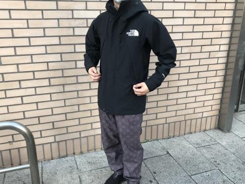 ザノースフェイスのMOUNTAIN JACKET