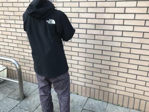 MOUNTAIN JACKETのマウンテンパーカー