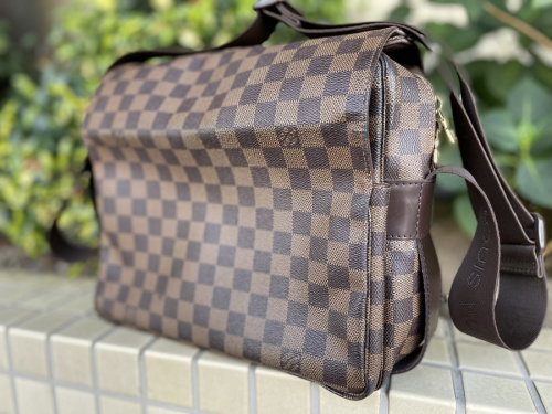 ラグジュアリーブランドのLOUIS VUITTON 　