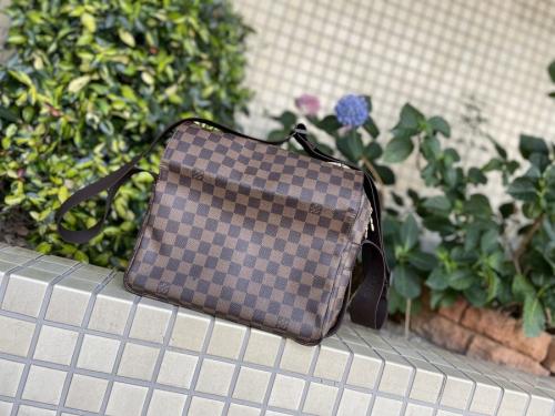 ショルダーバッグのダミエ