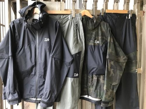 デタッチャブルレインスーツのメンズ　セットアップ