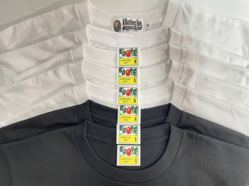 ストリートブランドのA BATHING APE