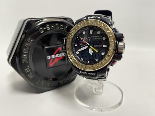 カシオ ジーショックのリストウォッチ