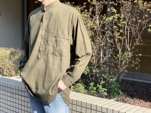 ドメスティックブランドのCOMOLI