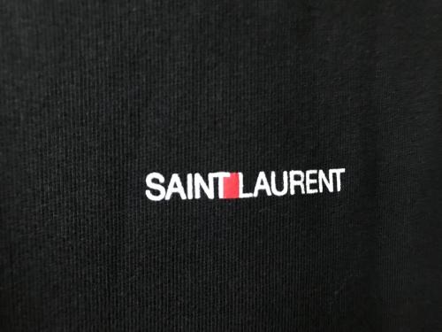 サンローランパリのスモールロゴプルオーバーパーカー