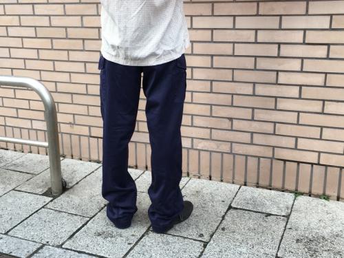 ロイヤルネイビーのヴィンテージカーゴパンツ前期型