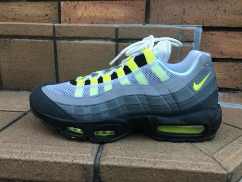 ナイキのAIR MAX95 OG