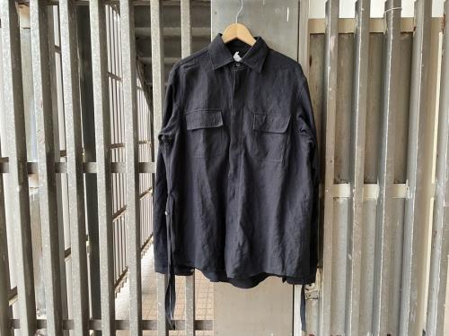 ソウシオオツキのシャツ