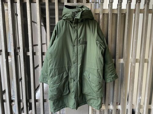 スウェディッシュアーミーのM-90 コールドウェザーパーカー