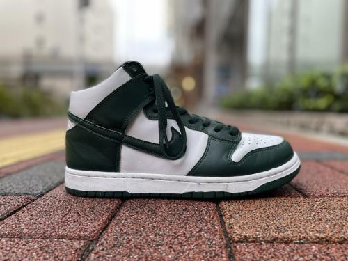 ナイキのDUNK HI SP