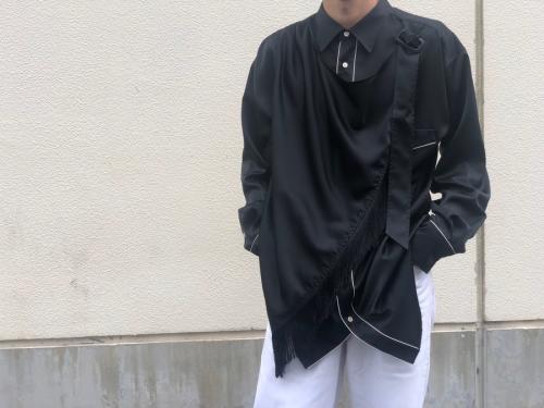 ベッドフォードのFringe scarf shirts