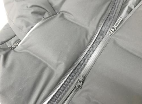 ダウンジャケット