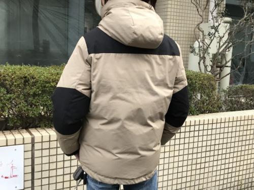 ダウンジャケット