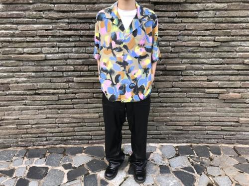 ディオールのフローラル総柄半袖シャツ