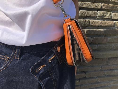 ショルダーバッグのセレリア