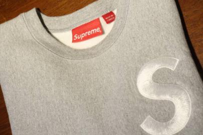 「シュプリームのSUPREME 」