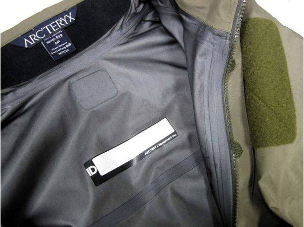 ARC'TERYX（アークテリクス）【LEAF Alpha Jacket】タグ付き入荷