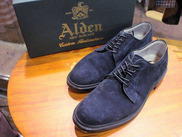 春仕様のネイビーALDEN（オールデン）・・・B&Y別注プレーントゥ新着