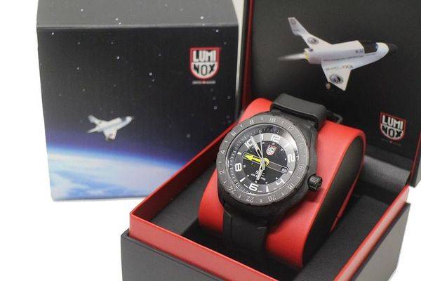 次なるフィールドは「宇宙」。LUMINOXスペースウォッチ新入荷 