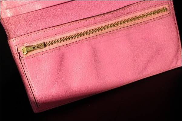 HERMES(エルメス) オーストリッチの長財布”ベアン”とは HERMES(エルメス) オーストリッチの長財布”ベアン”とは