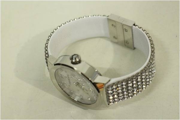 SWAROVSKI/スワロフスキー大量入荷！第一弾紹介は。。。腕時計