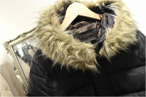 レディース冬アウター買取大大大強化中 Coach コーチのダウンジャケット 17 12 16発行