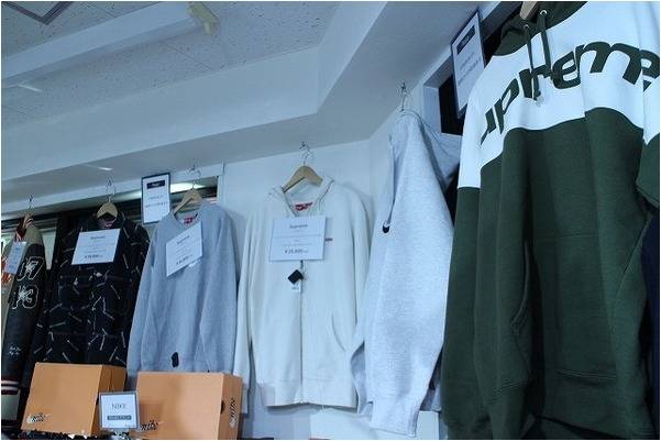 Special item。。。SUPREME/シュプリームから17AWモデルの