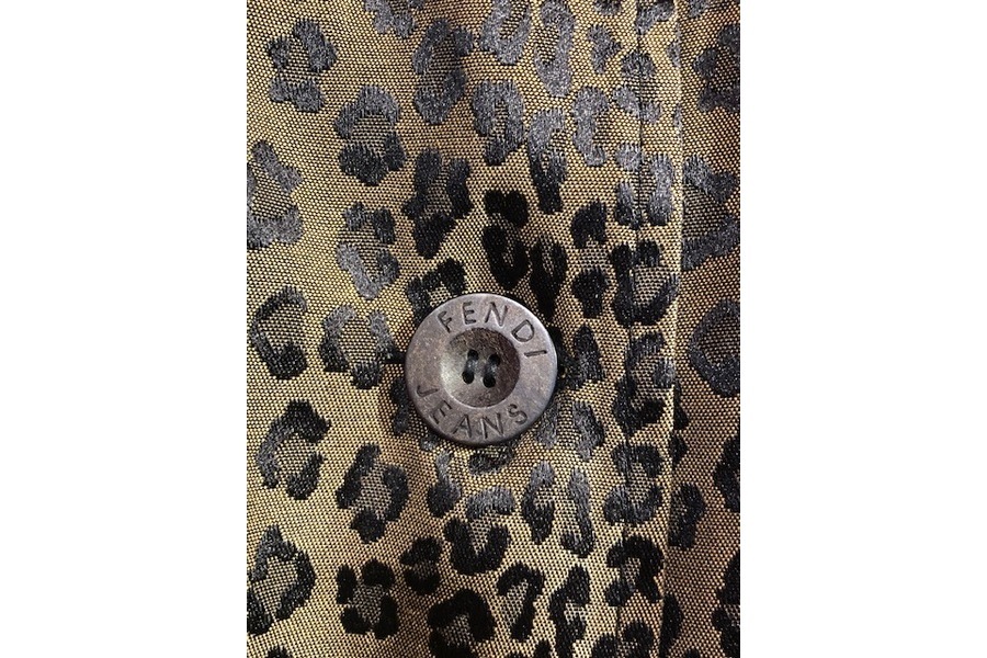 FENDI（フェンディ）」よりヴィンテージレオパードコートが入荷致し