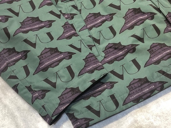 UNDERCOVER×VALENTINO（アンダーカバー×ヴァレンティノ）」より19ＡＷ コラボUFO フリースラインドジャケットが入荷致しました。[2020.07.08発行]｜トレファクスタイル川越店｜洋服・古着の買取と販売の専門店｜トレジャーファクトリー（トレファク）のファッションリユース