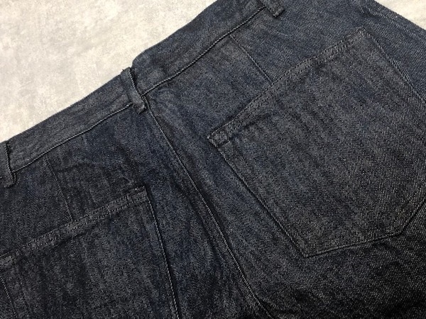 AURALEE（オーラリー）」より人気のデニムパンツ20SS HARD TWIST